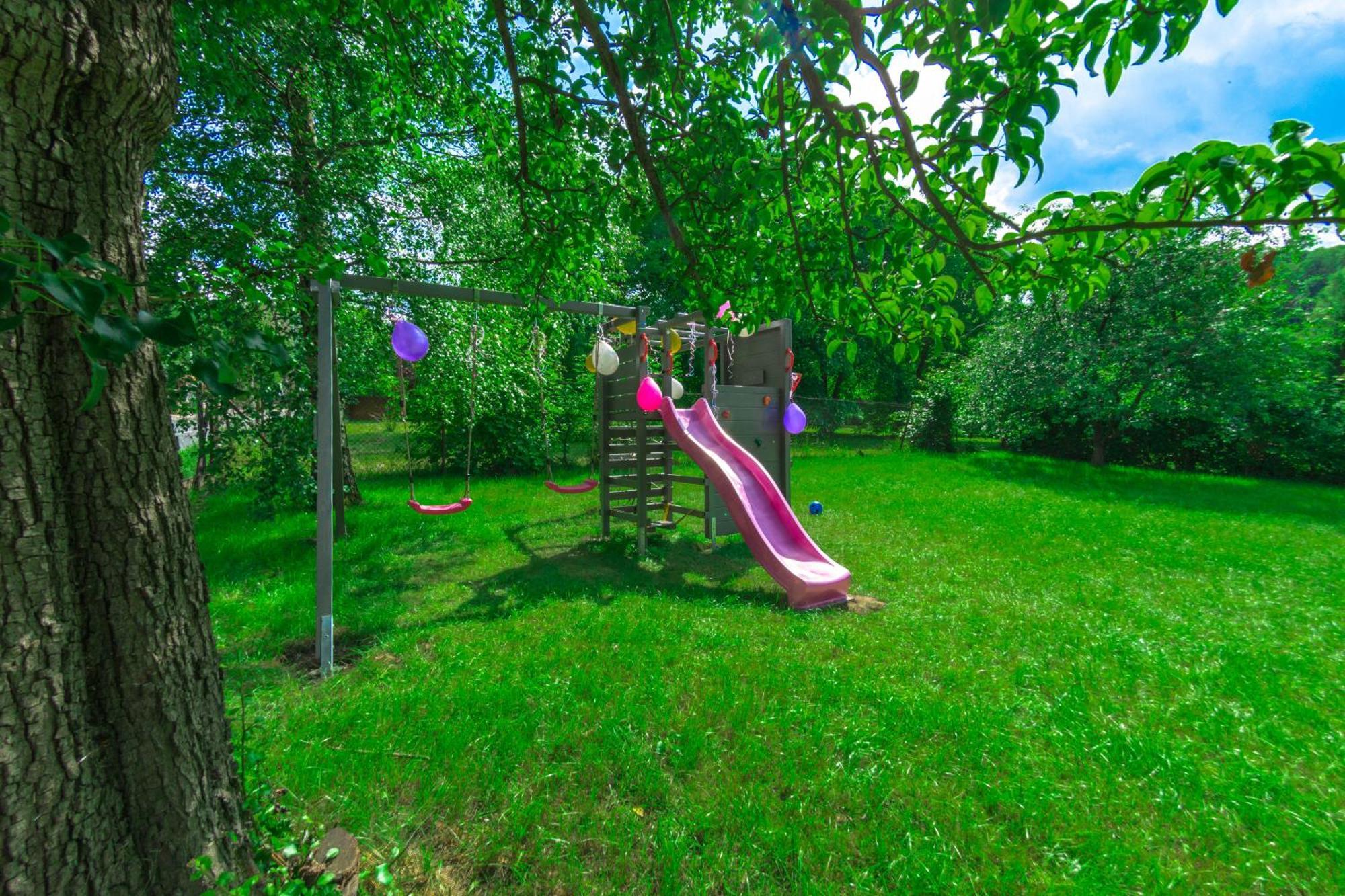 Hotelove Stara Kuznia Апартаменти